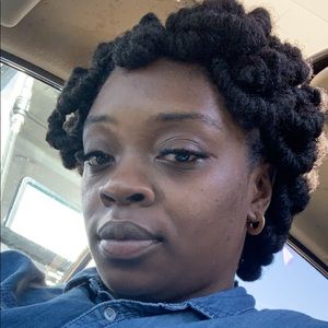 Meet your Posher, Akera